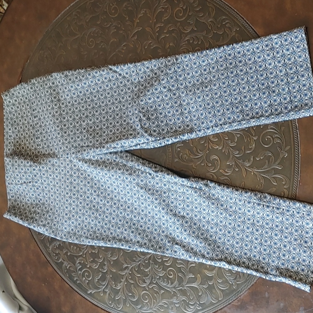 $15 Add On Robin Artisan Signature Capris Sz Sm